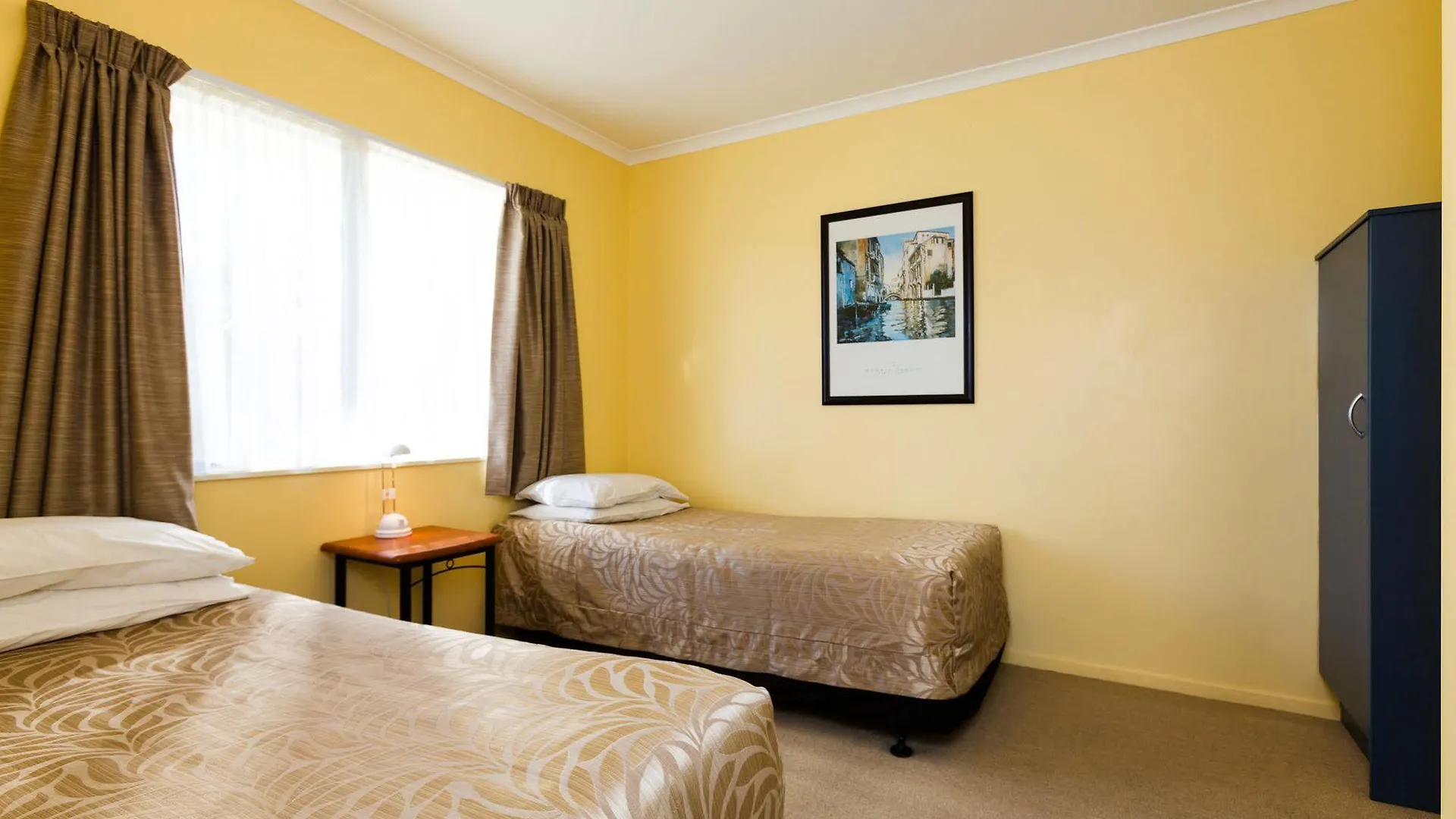 Elliotts Kapiti Coast Motor Lodge Paraparaumu Motel