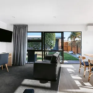 Cobblestone Court - Wenzel Motel Tauranga